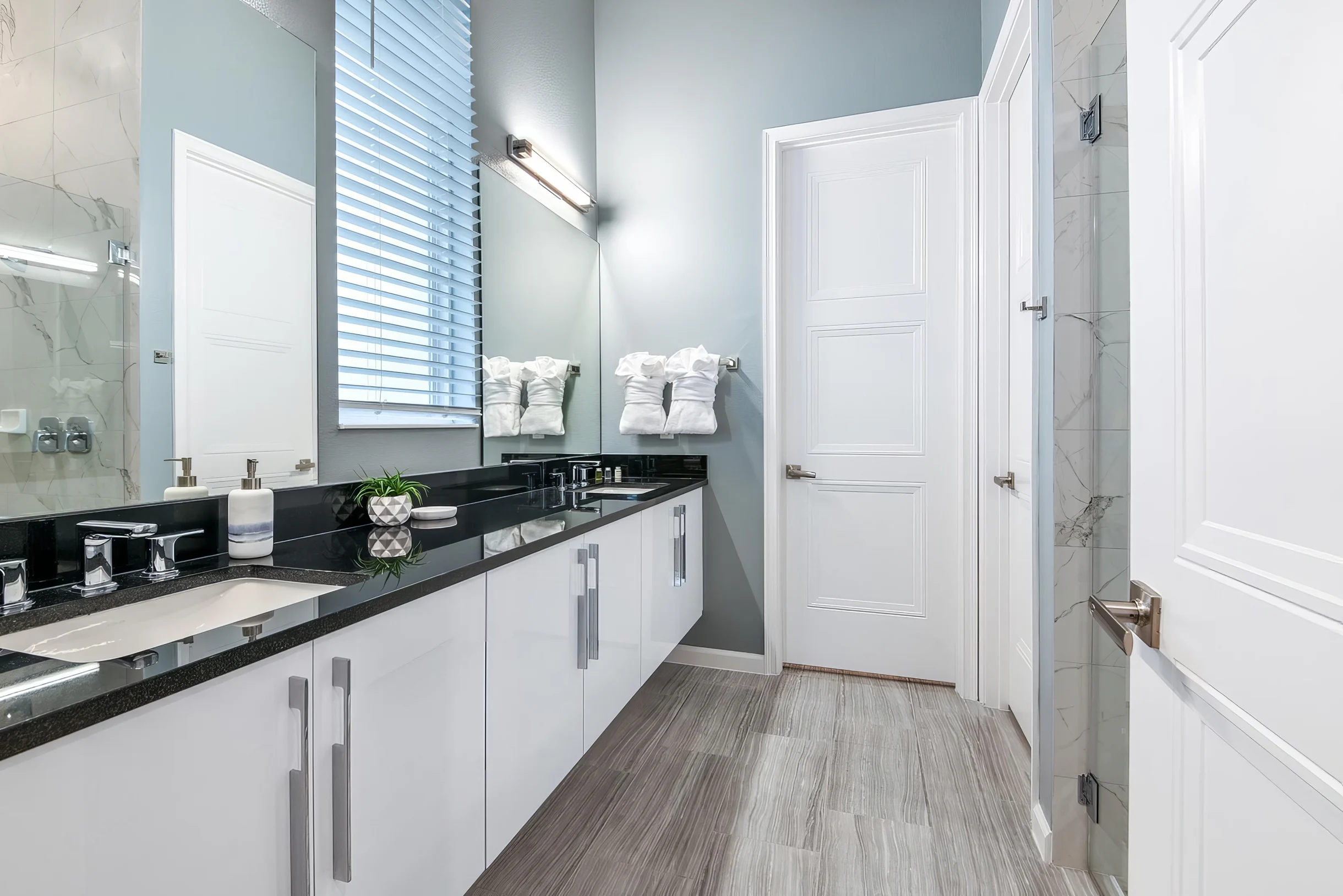 Wander Davenport Blossom Haven #16