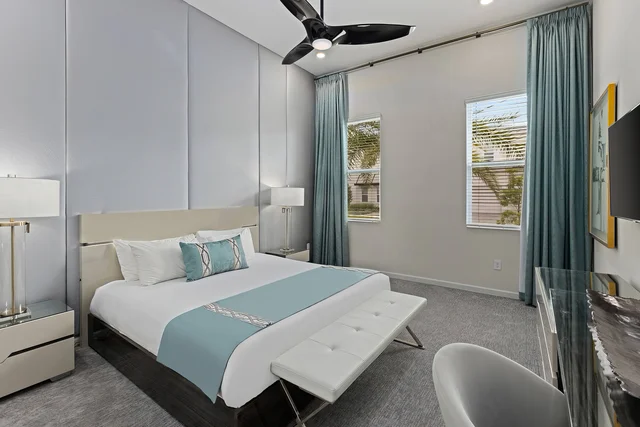 Bedroom 1 image 1