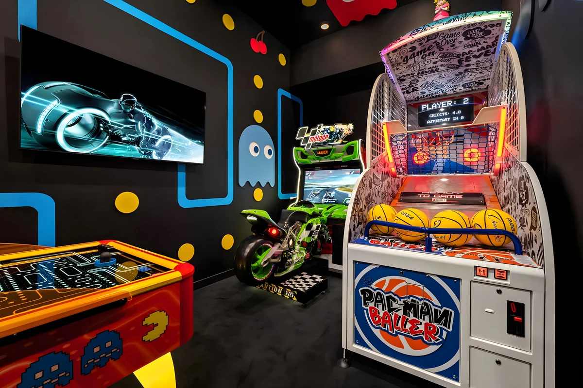 Wander Davenport Blossom Haven