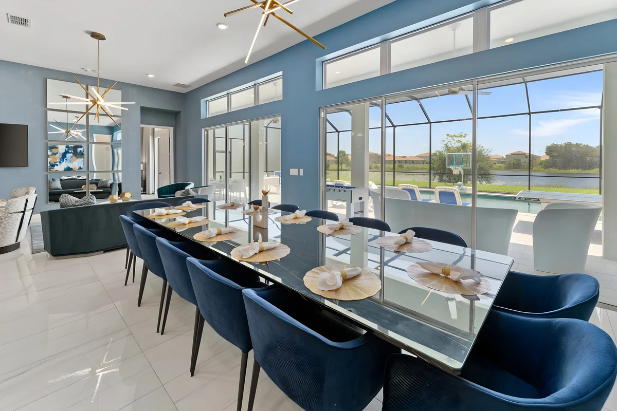 Wander Davenport Oak Blossom