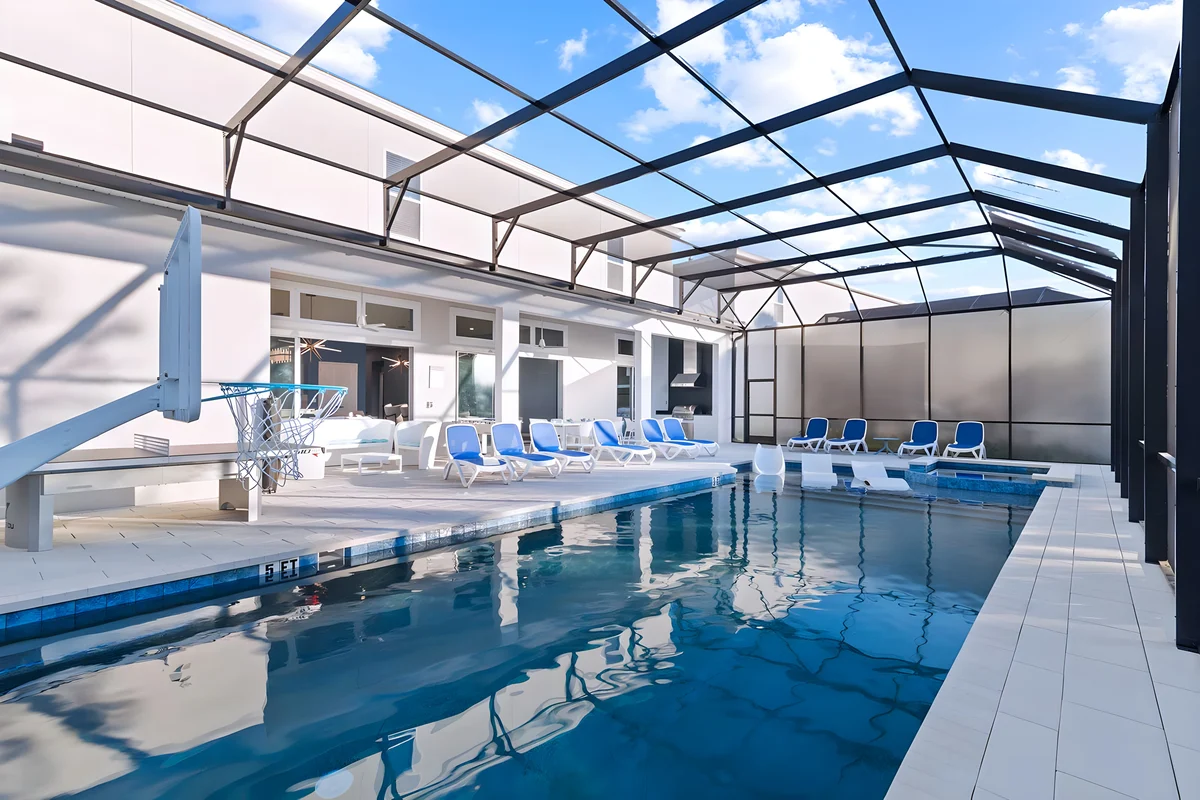 1779OB - 11 Bed - Radiant Retreat - ST068