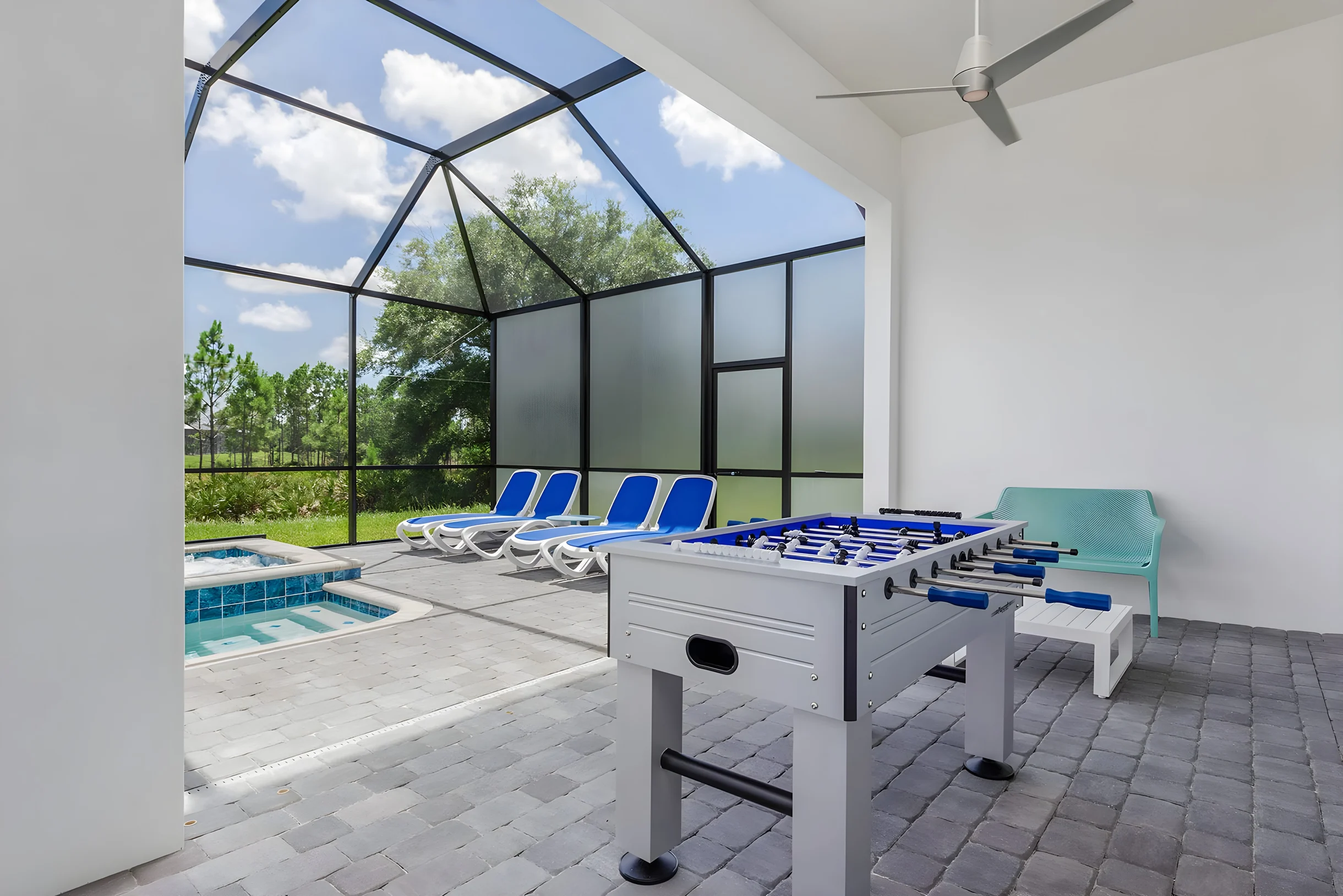 Wander Davenport Manor #36