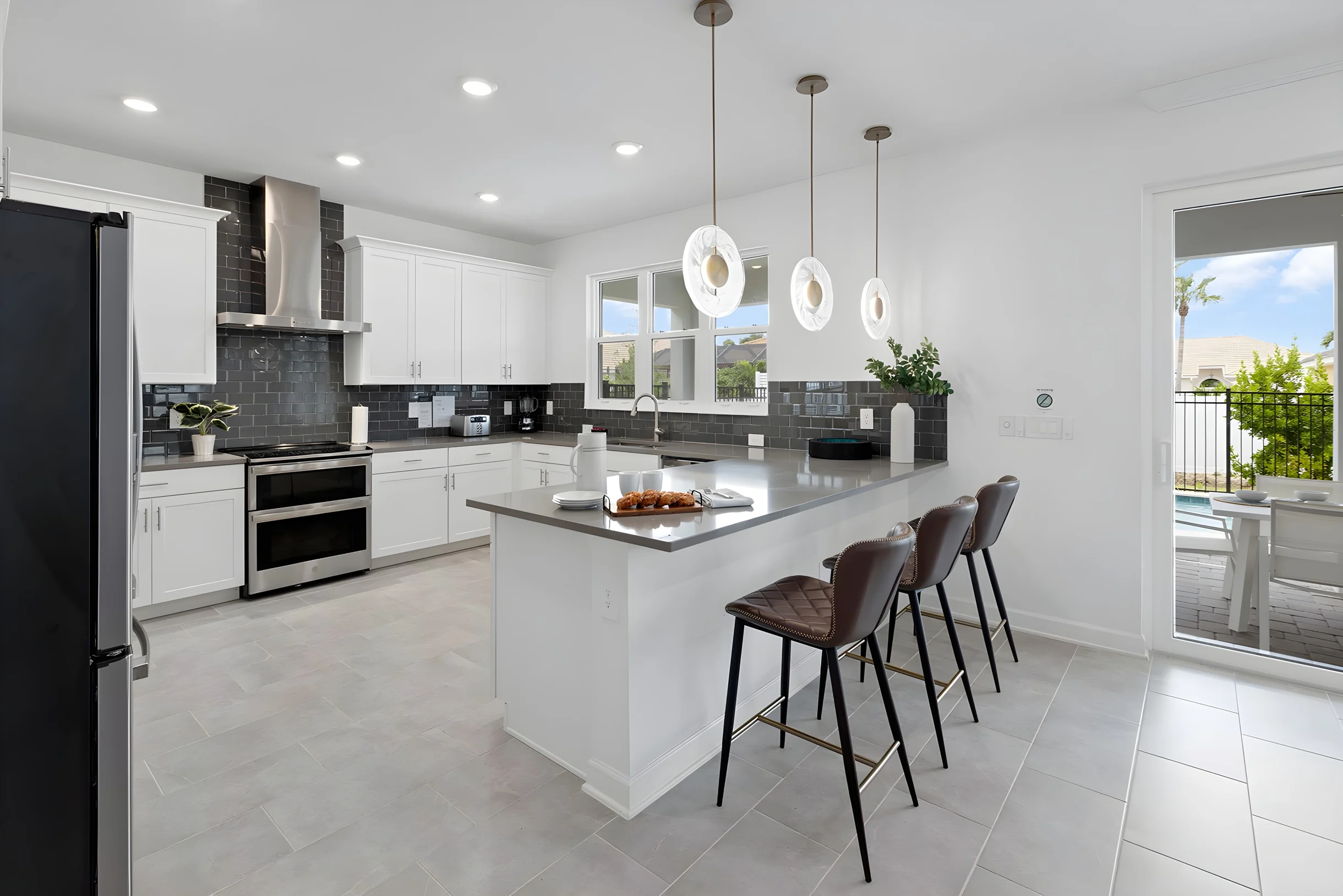 HI305SD: 5 bed, Storybook Village, Karaoke #45