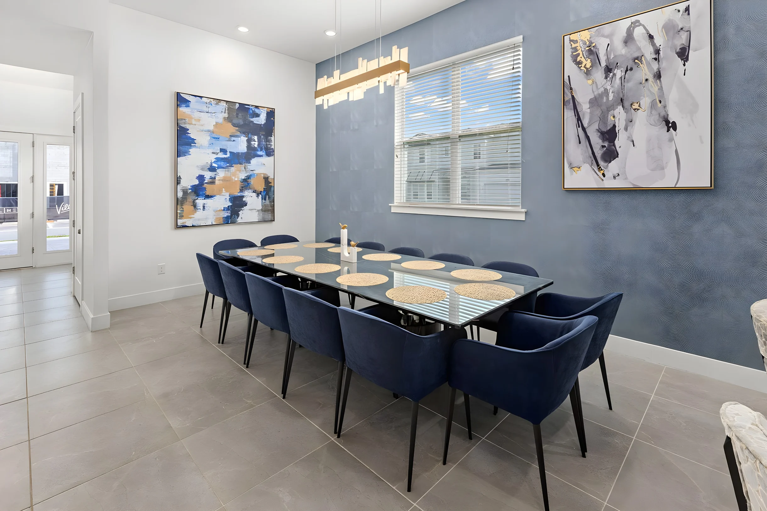 Wander Davenport Charm #50