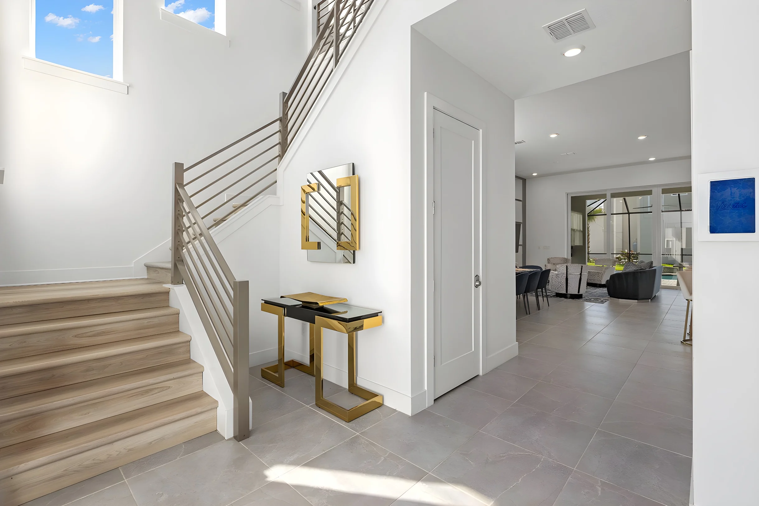 Wander Davenport Charm #42