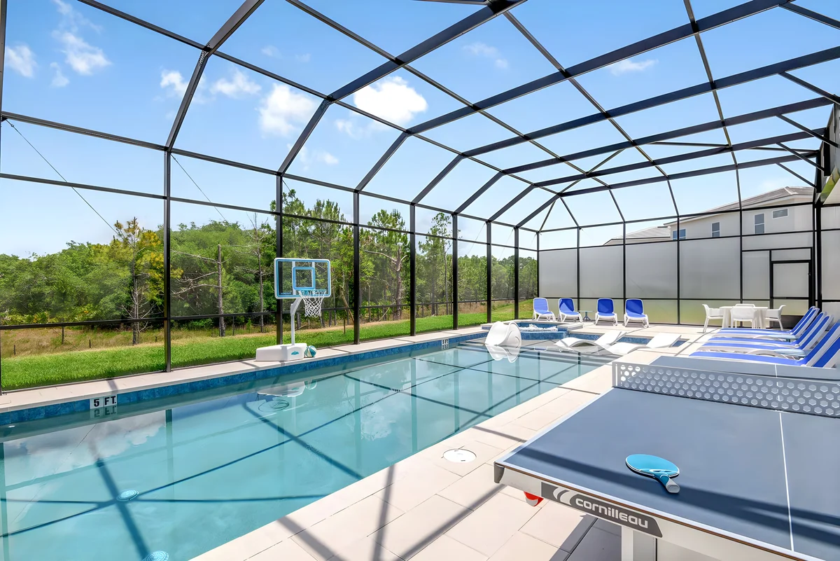 1736OB - 11 Bed - Five-Star Fortress - ST047