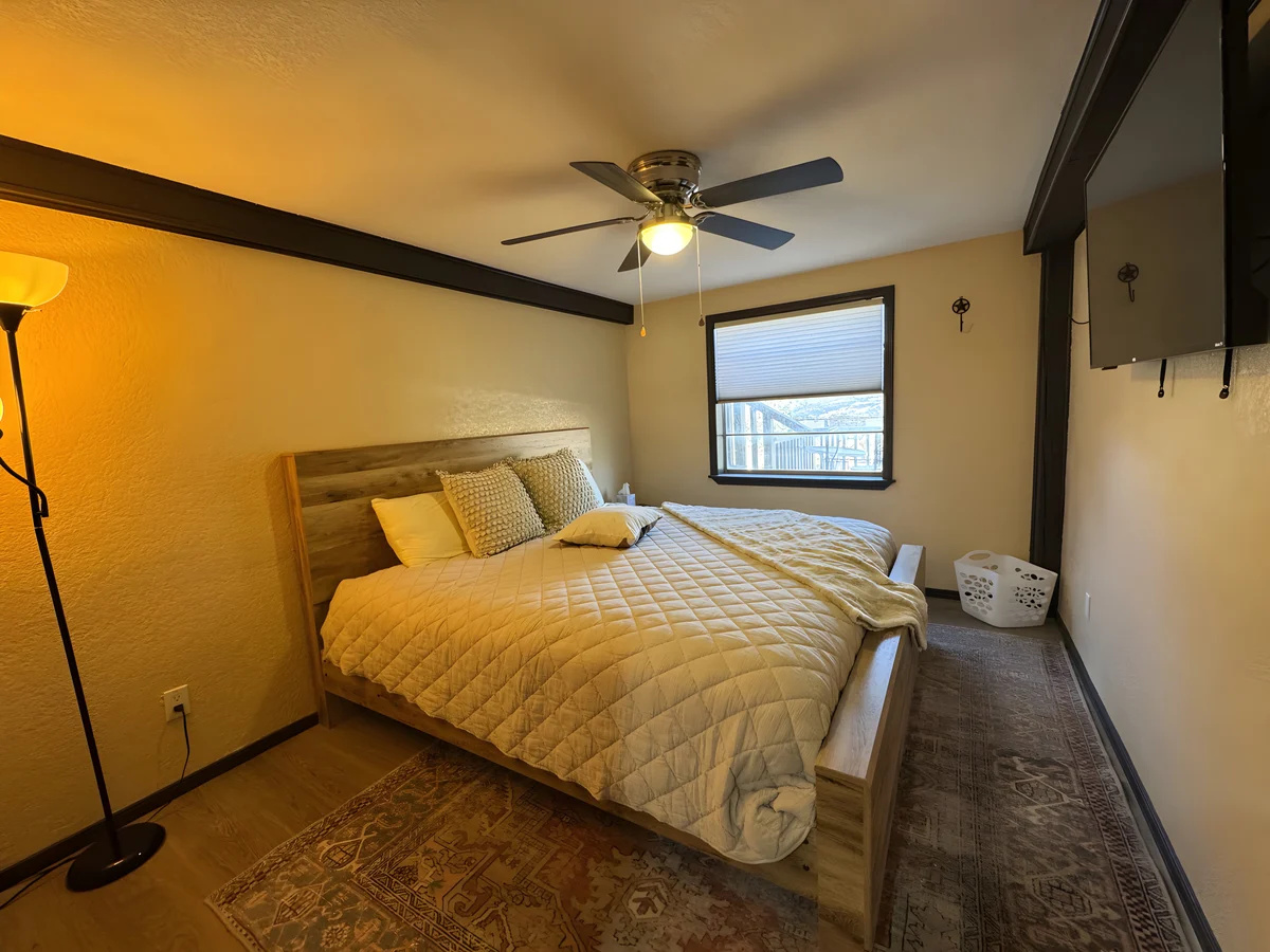 Bedroom 3 image 1