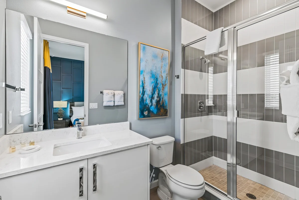 Ensuite Bathroom 5 image 1