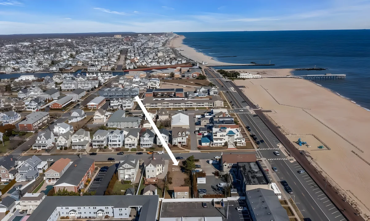 Home in Belmar property photo 3