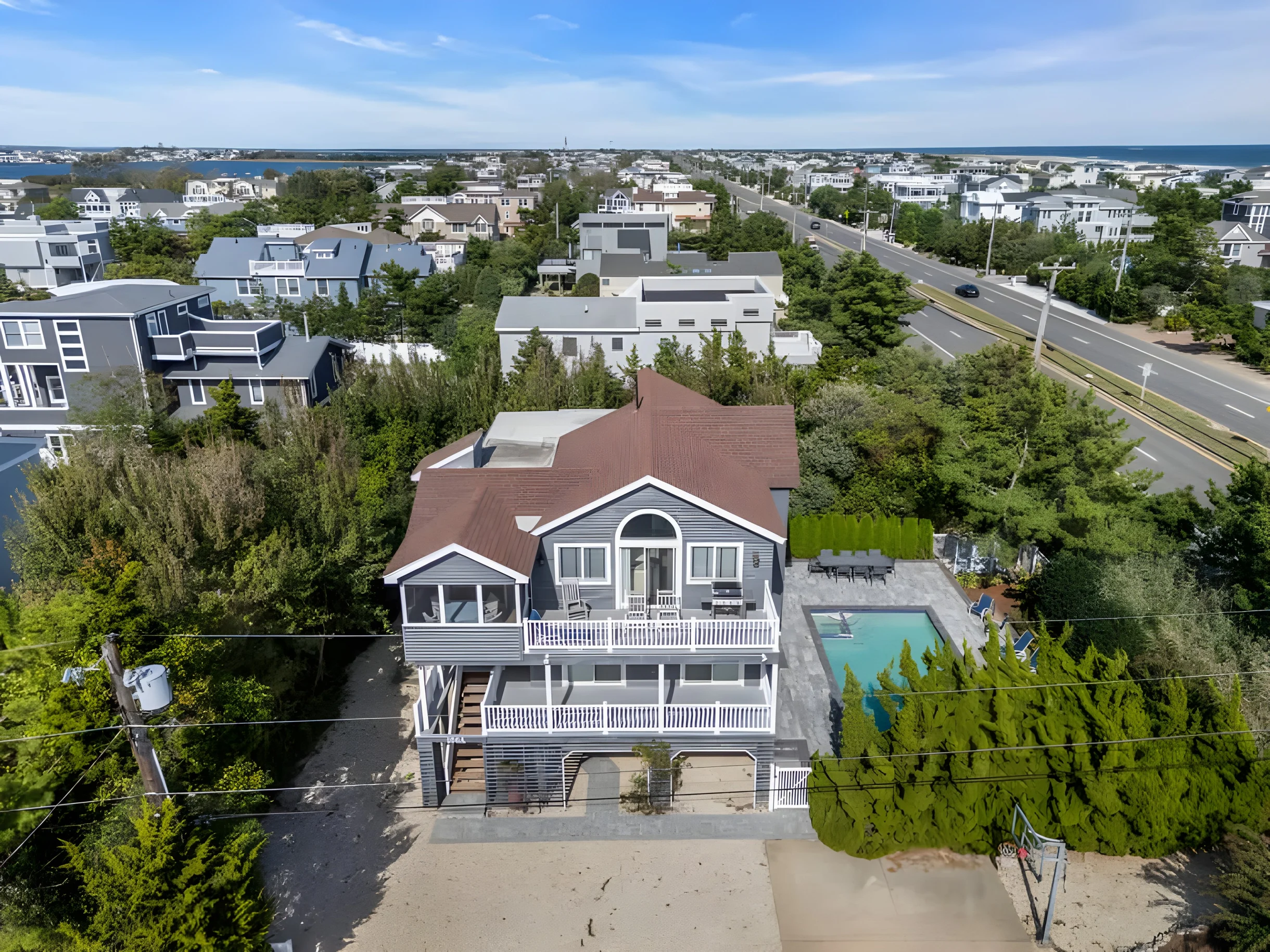 Home in LBI - Loveladies property photo 1