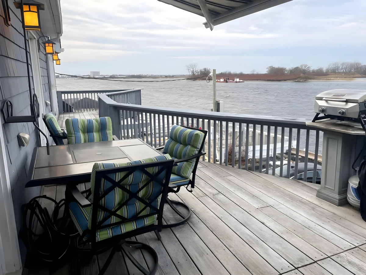 Wander Sea Bright Shores