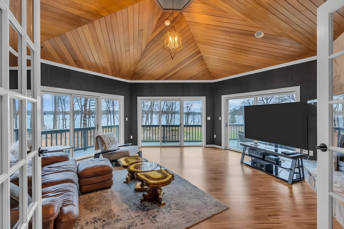 Home in Rumson property photo 2