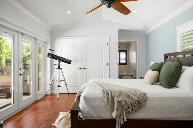 Bedroom 3 image 1