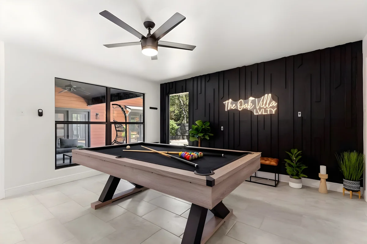 Oak Villa | Golf | Pool & Spa | Cinema, Basketball