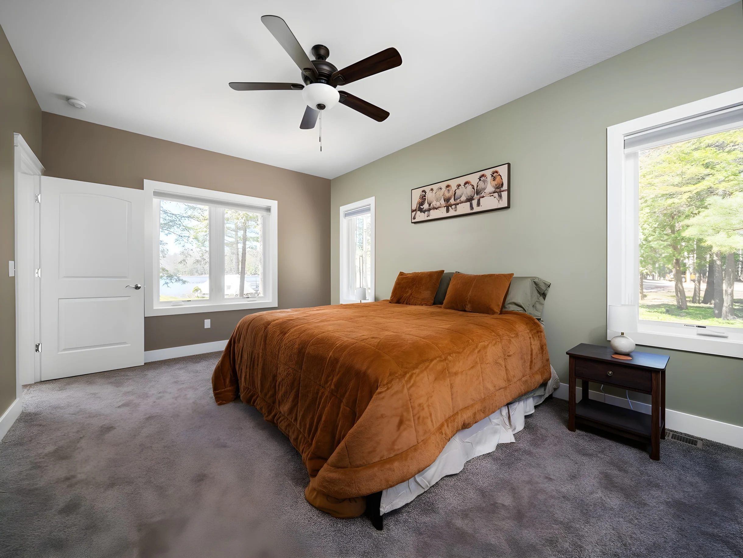 Apartment in Traverse City property photo 4