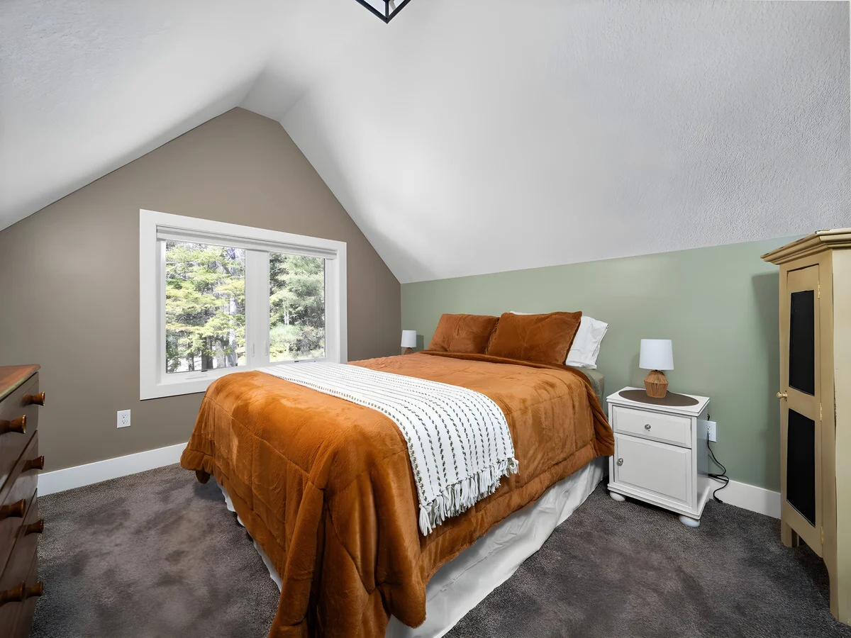 Bedroom 3 image 1