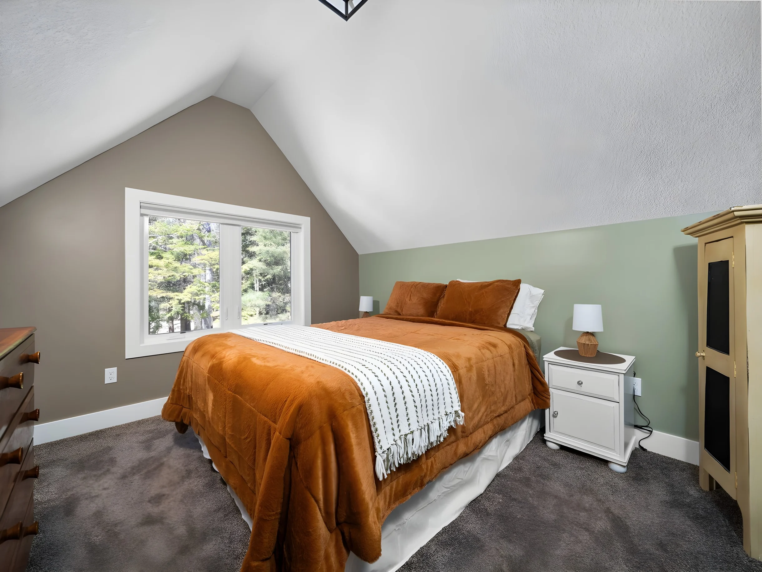 Apartment in Traverse City property photo 5
