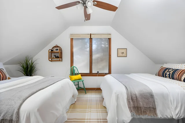Bedroom 1 image 1