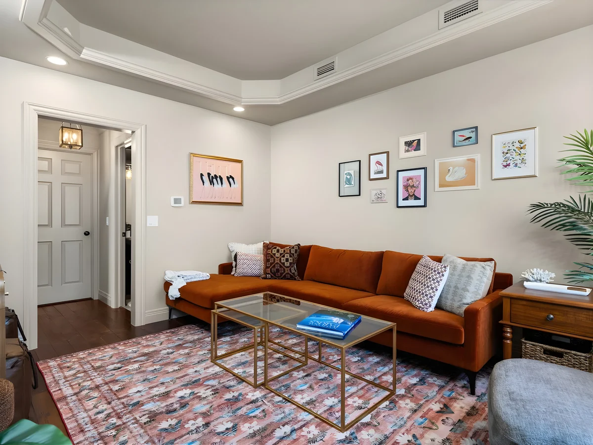 Apartment in Traverse City property photo 3