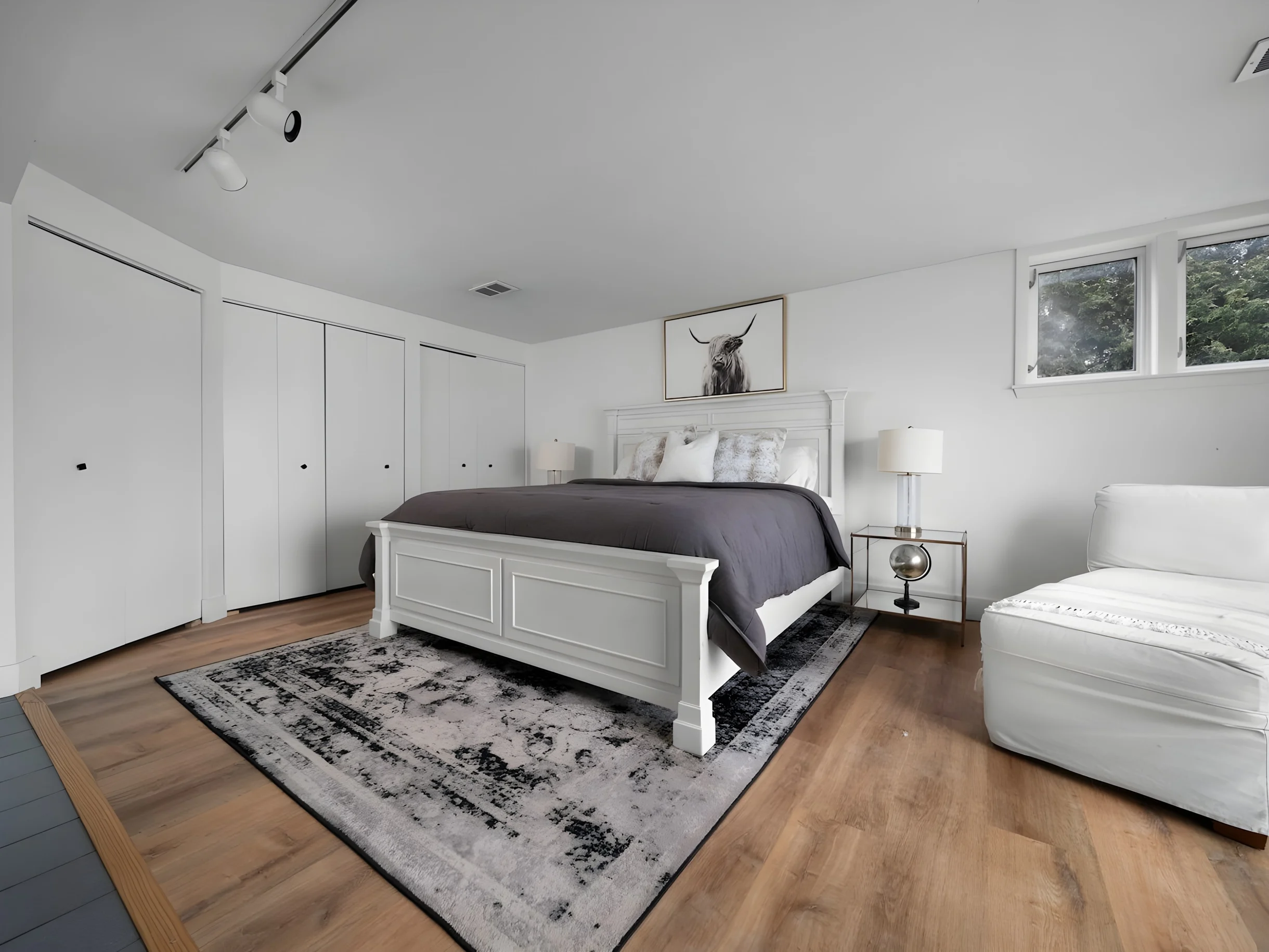 Apartment in Traverse City property photo 3