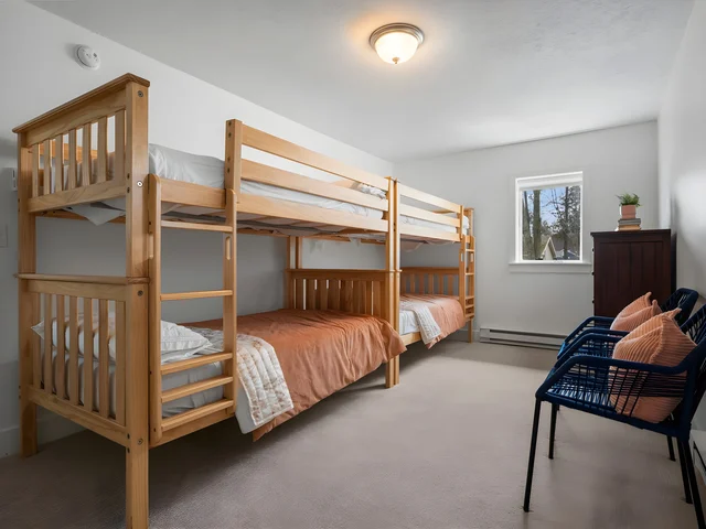Bedroom 4 image 1