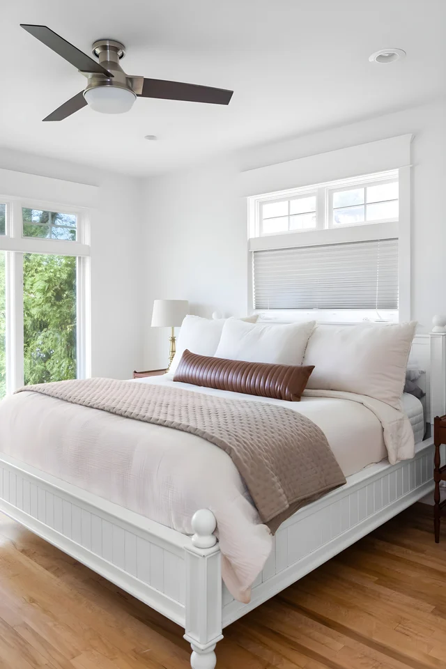 Bedroom 1 image 1