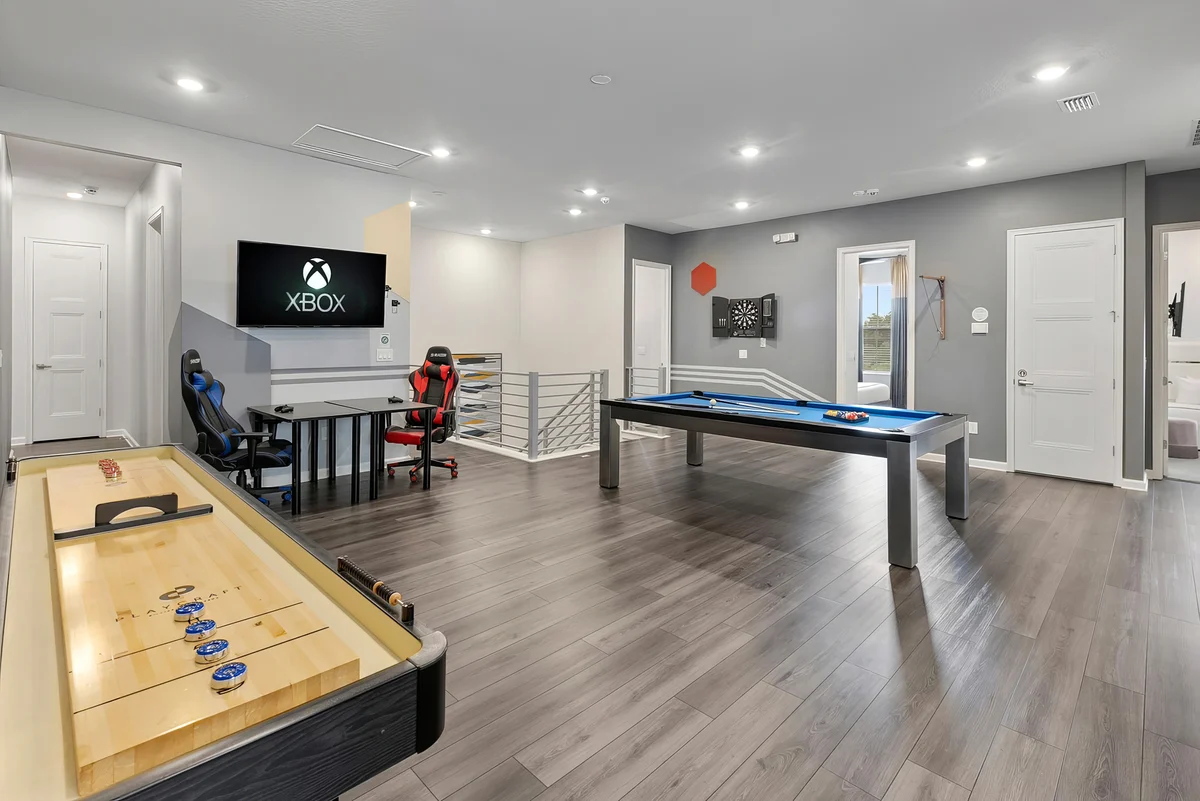 Wander Davenport Lakeview Retreat