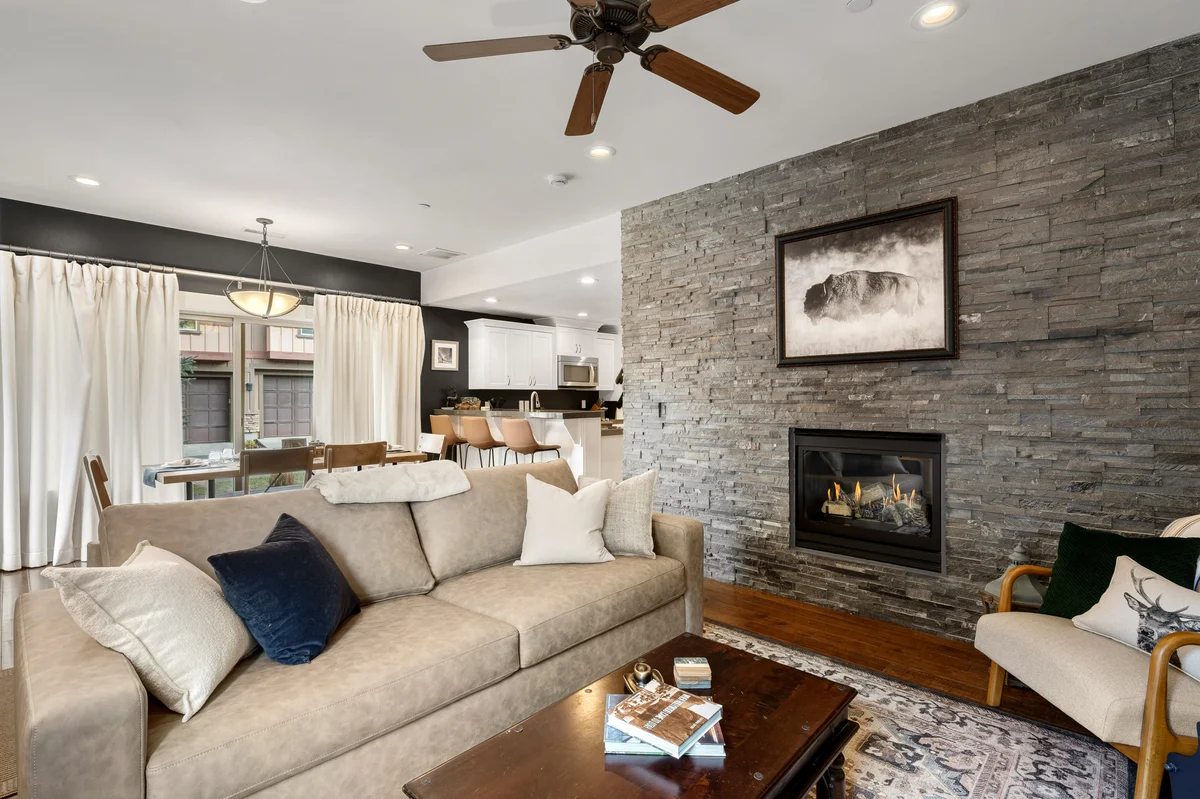 Townhome in Kamas property photo 4