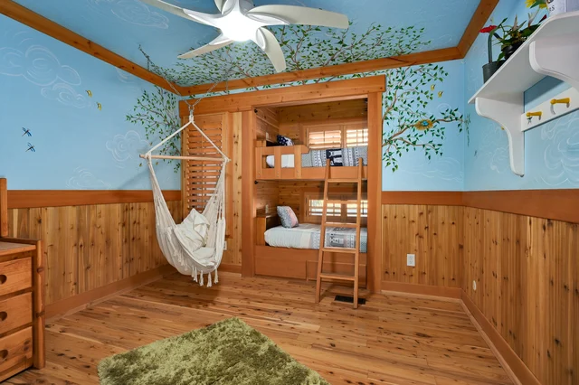 Bedroom 2 image 1