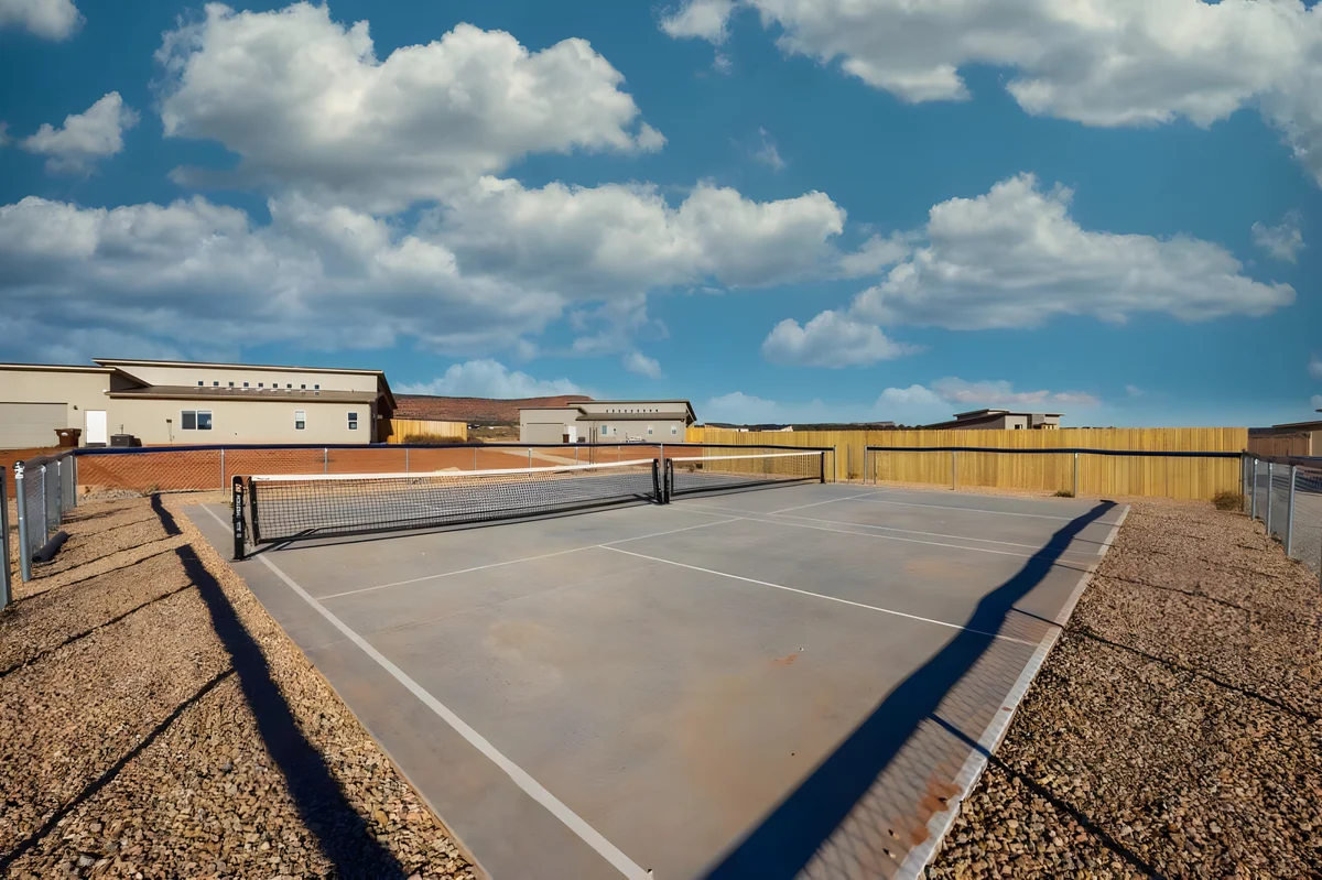 Home in Kanab property photo 4