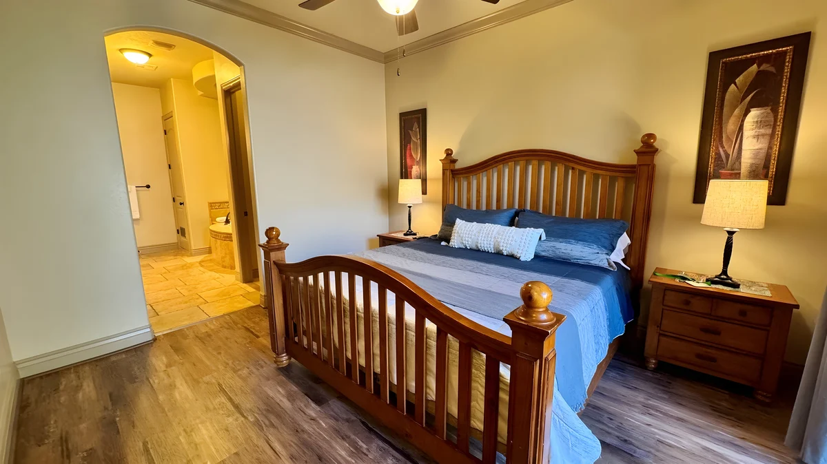 Bedroom 1 image 1