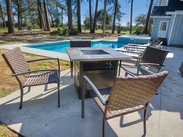 10 Willow Oak #102