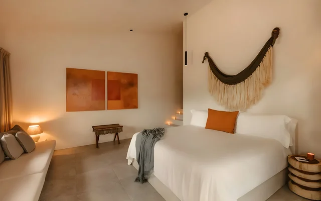 Bedroom 1 image 1