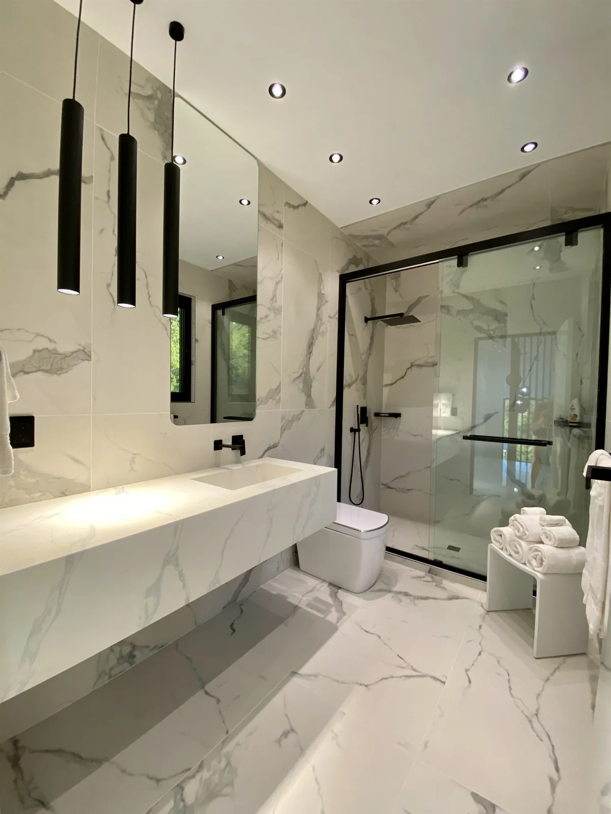 Ocean Breeze Villa - OCEANFRONT, hot tub, Jeep #25