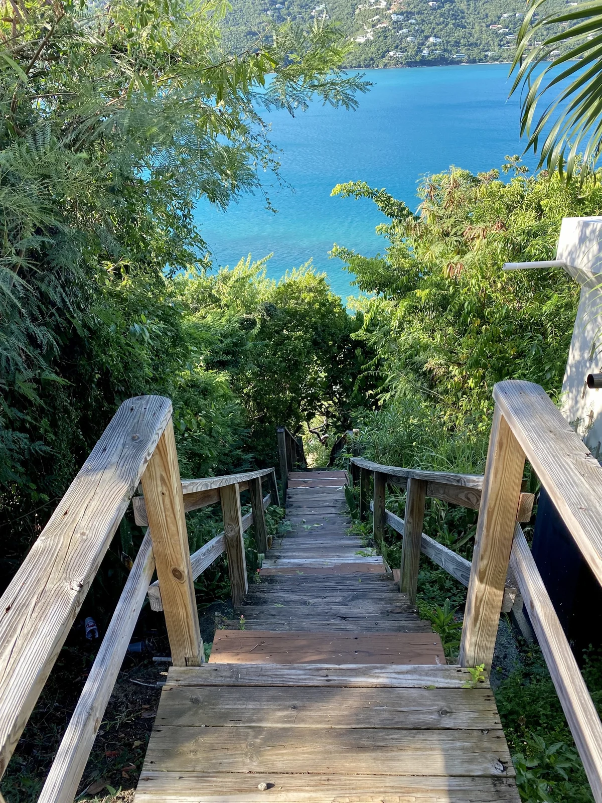 Ocean Breeze Villa - OCEANFRONT, hot tub, Jeep #17