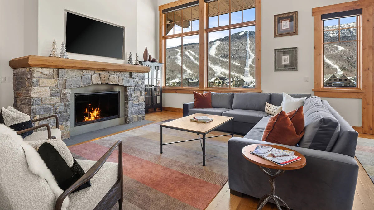 Stowe Globe Mountain Cabin | 4 Bed #42