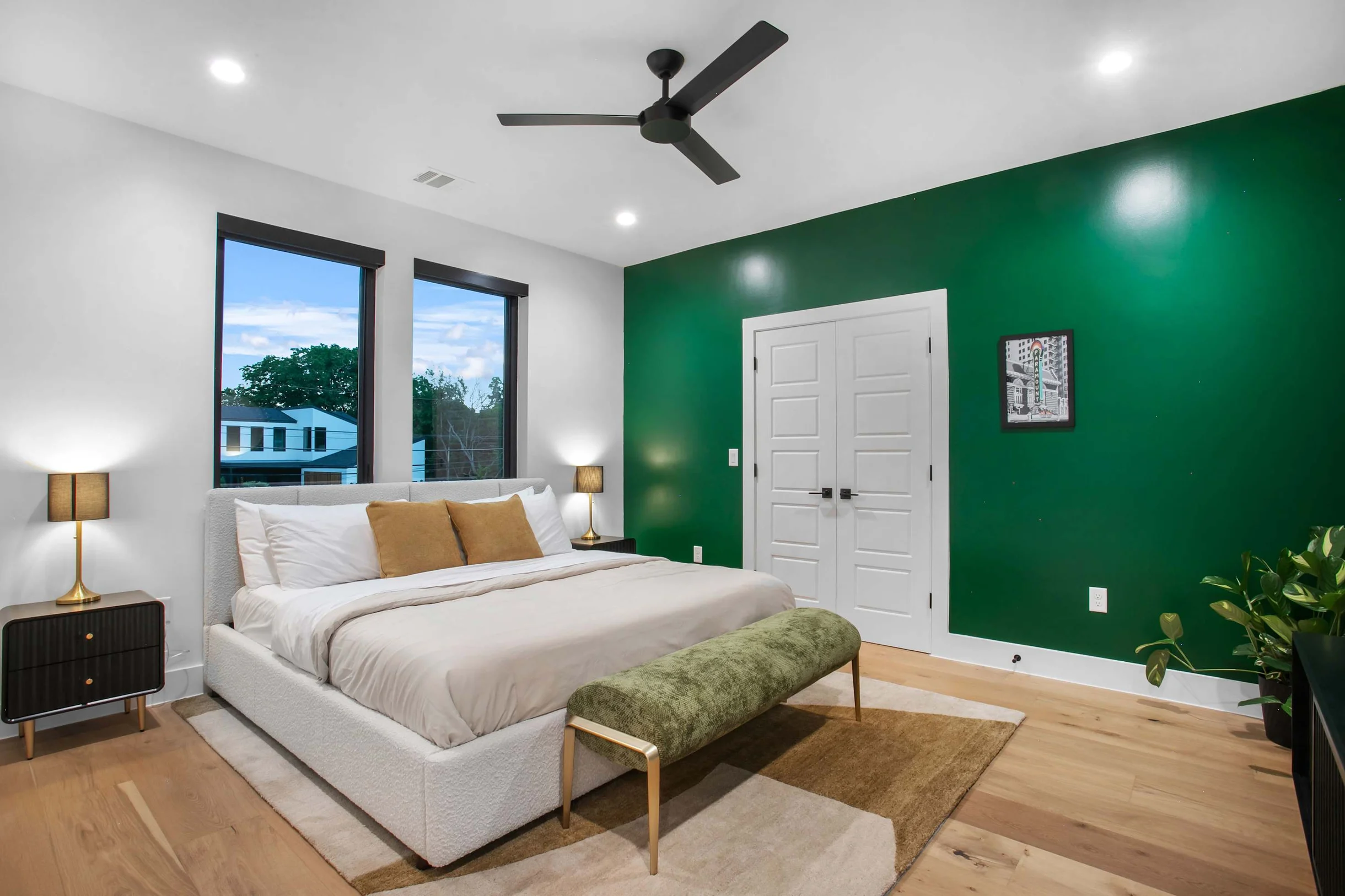 Apartment in Austin property photo 2