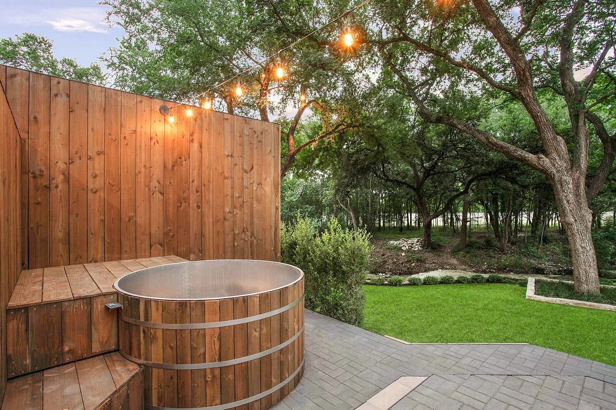 Apartment in Austin property photo 3
