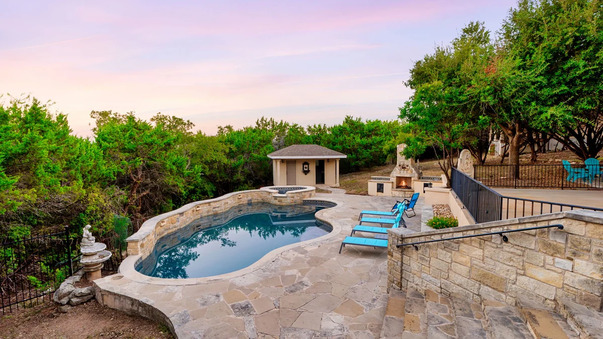 Home in Austin property photo 2