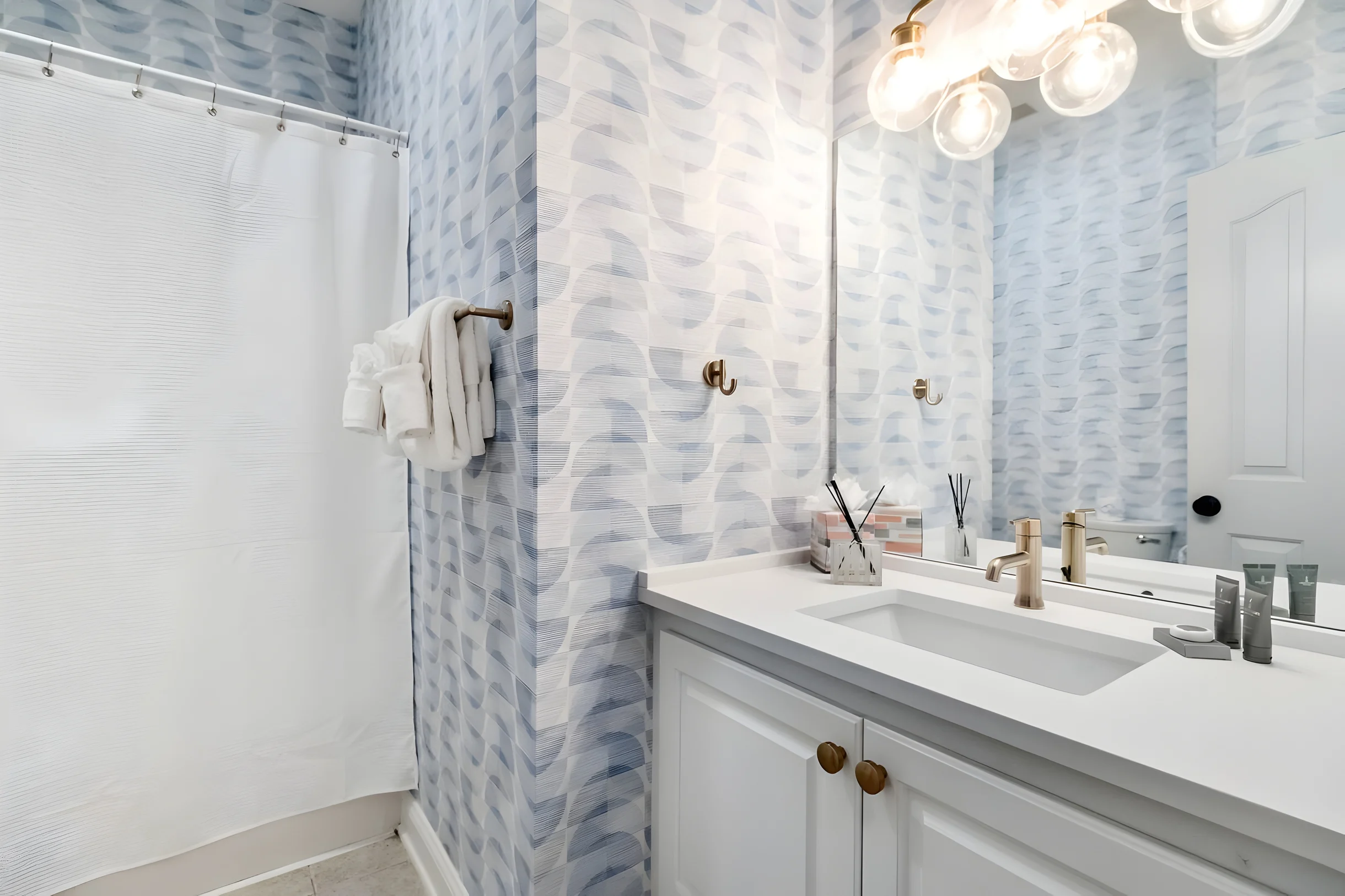 Wander Palms Island Glow #29