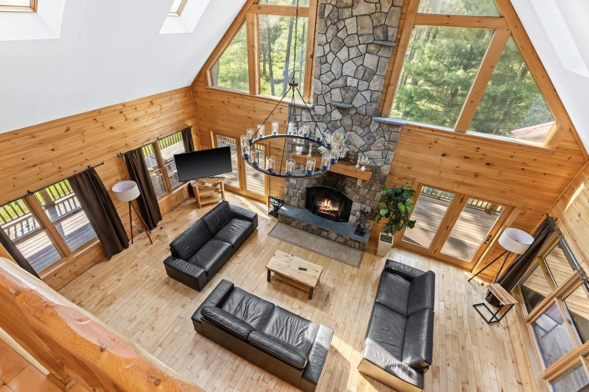 Home in Thornhurst property photo 4