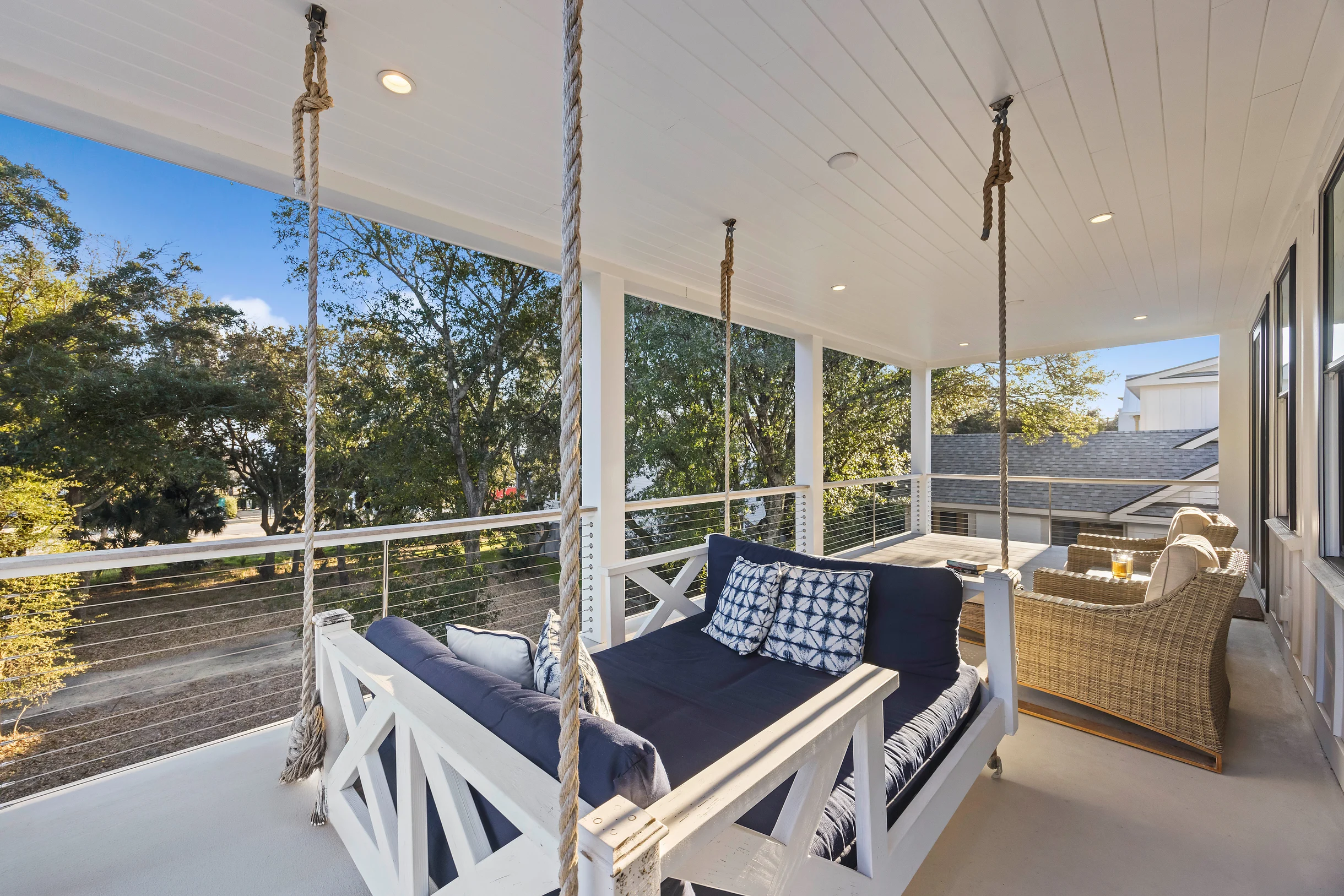 AV3-39: 3 39th Avenue #127