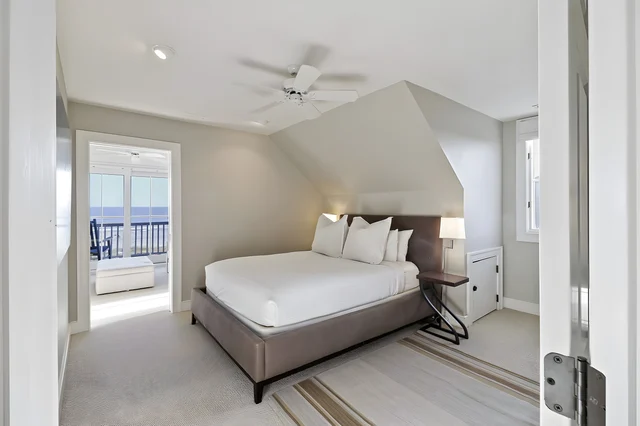 Bedroom 4 image 1
