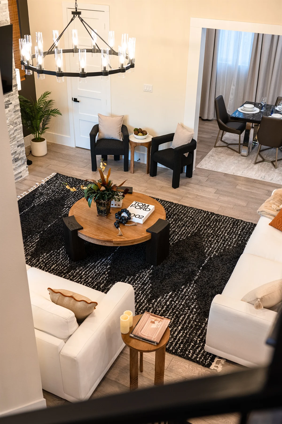 Pet-Friendly | 4BR Luxe Rooftop | Rice Military #5