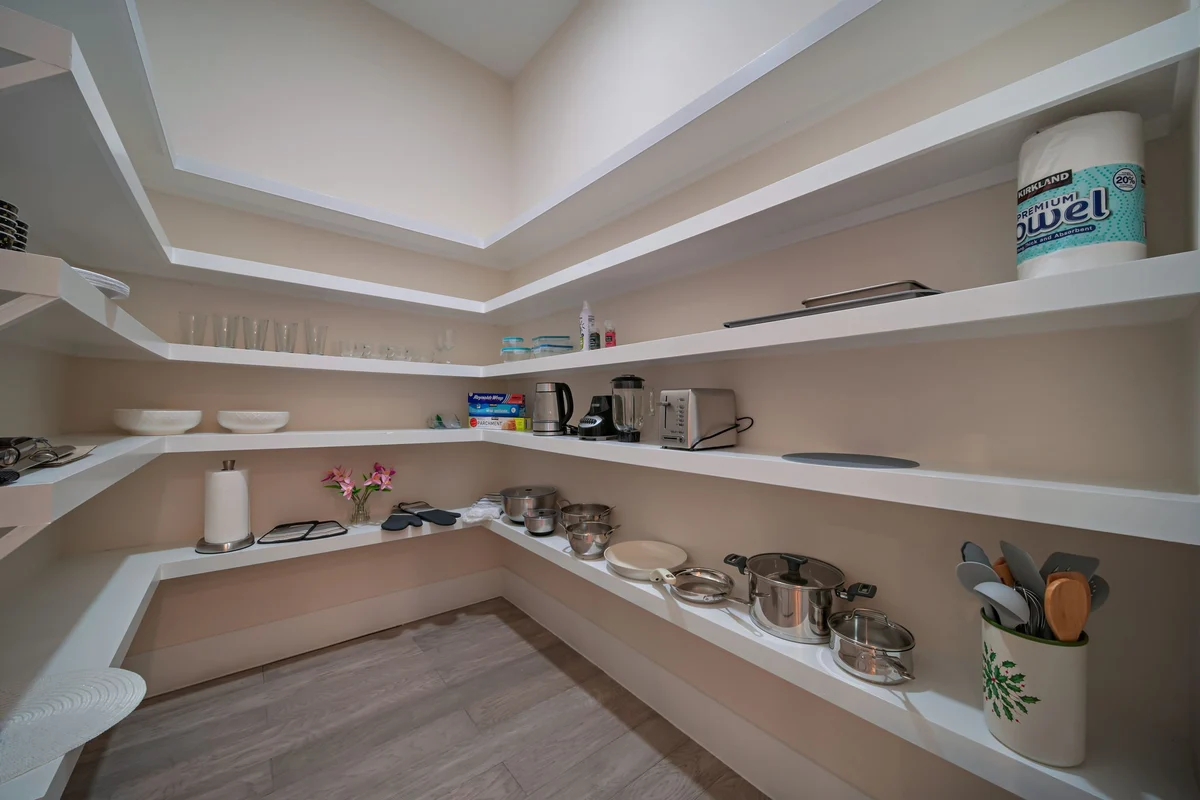 4BR Rooftop Luxury | Pet-Friendly | Garage | HTX #60