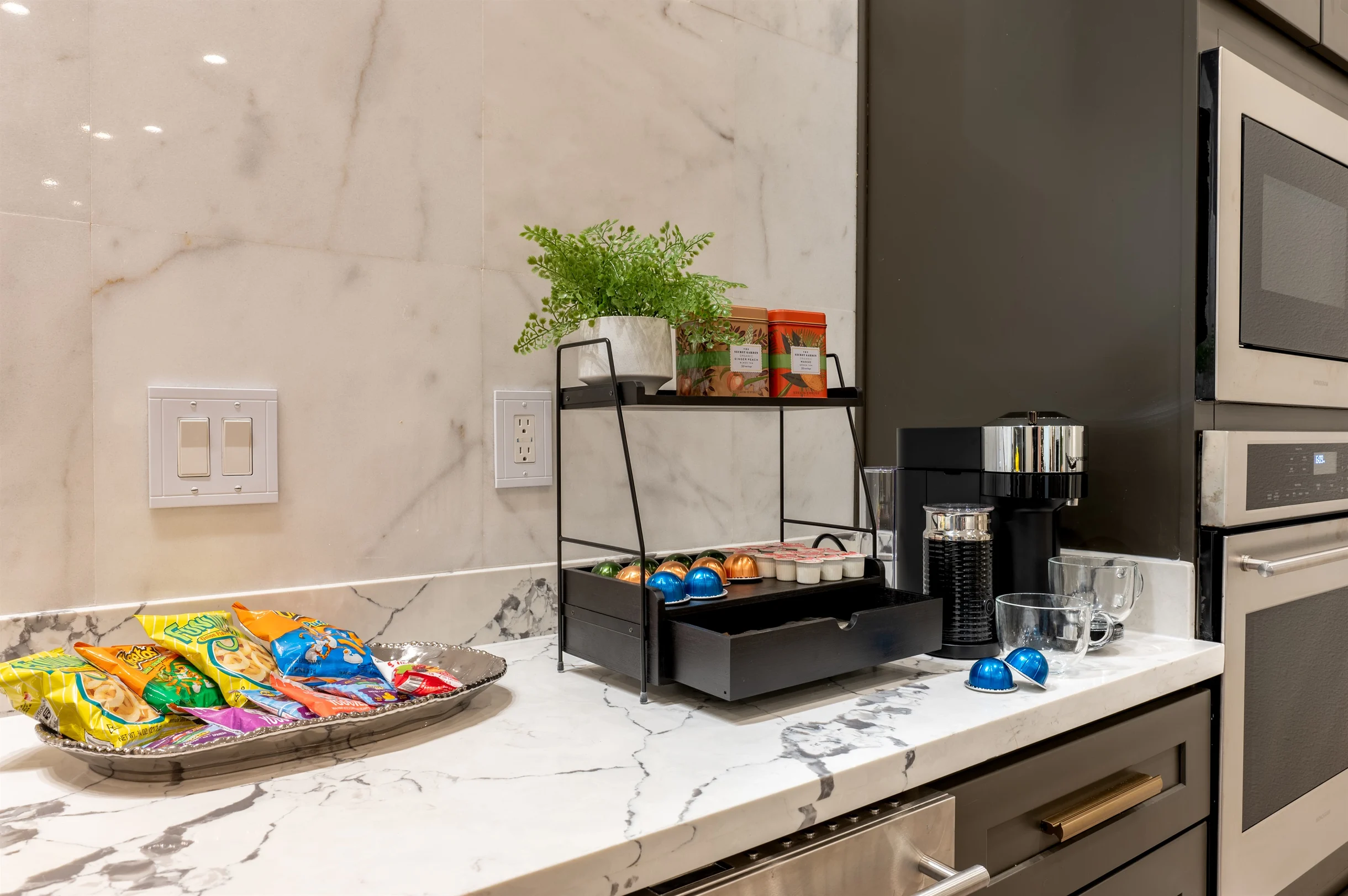 4BR Rooftop Luxury | Pet-Friendly | Garage | HTX #45