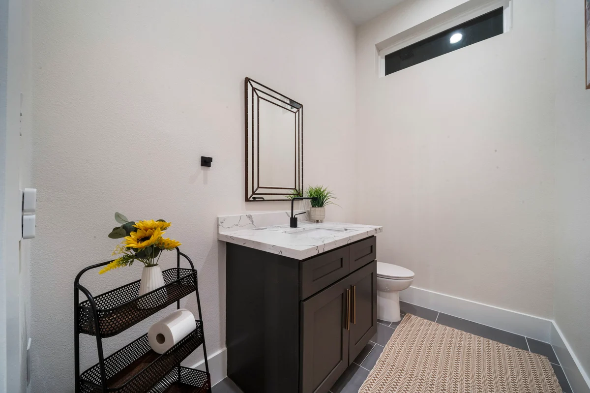 4BR Rooftop Luxury | Pet-Friendly | Garage | HTX #21