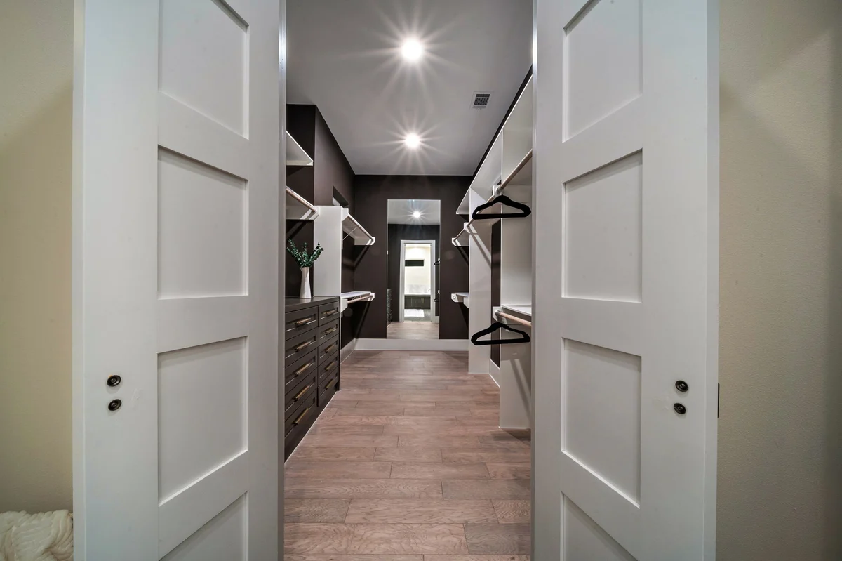 4BR Rooftop Luxury | Pet-Friendly | Garage | HTX #48