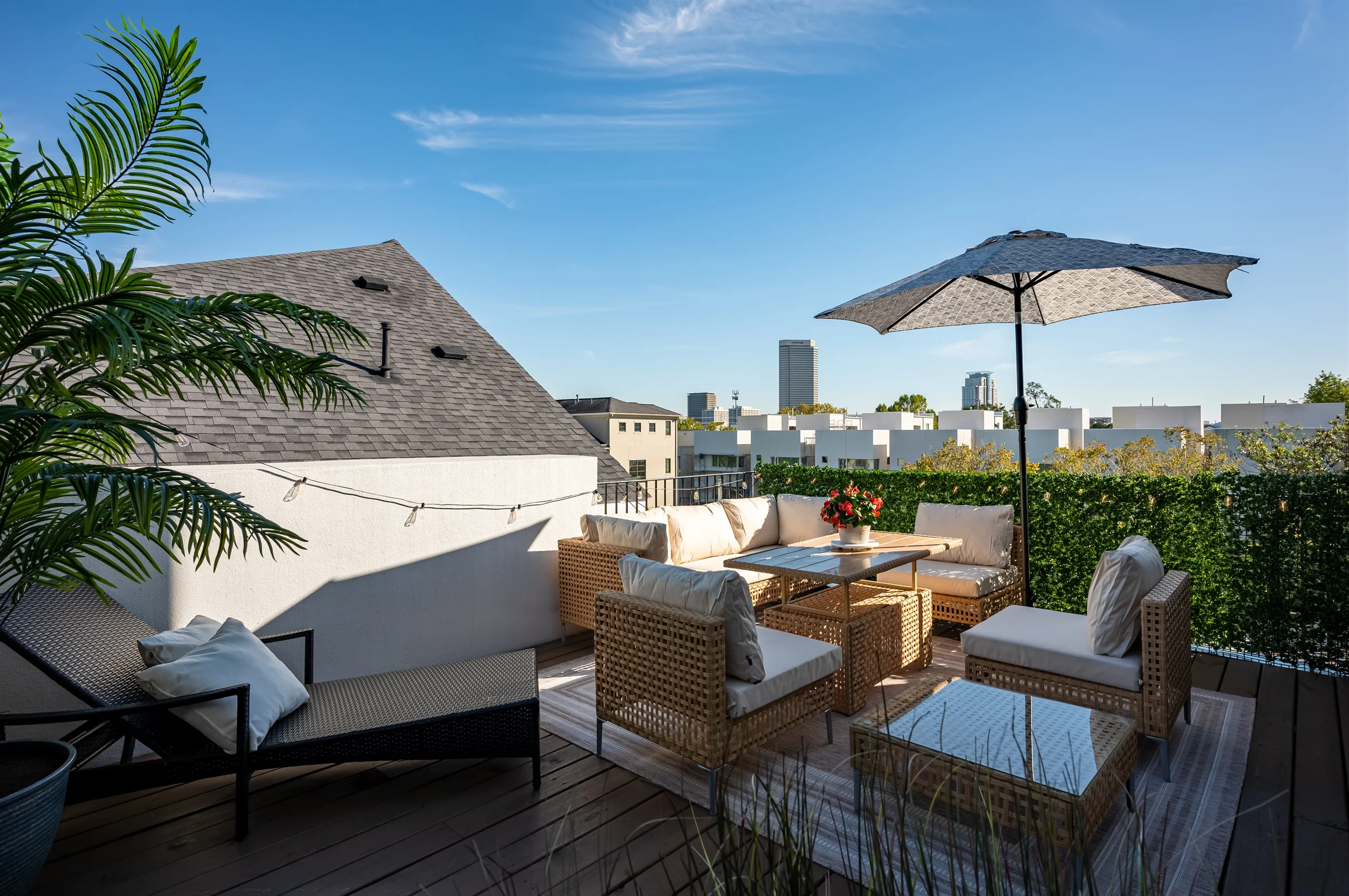 4BR Rooftop Luxury | Pet-Friendly | Garage | HTX #36