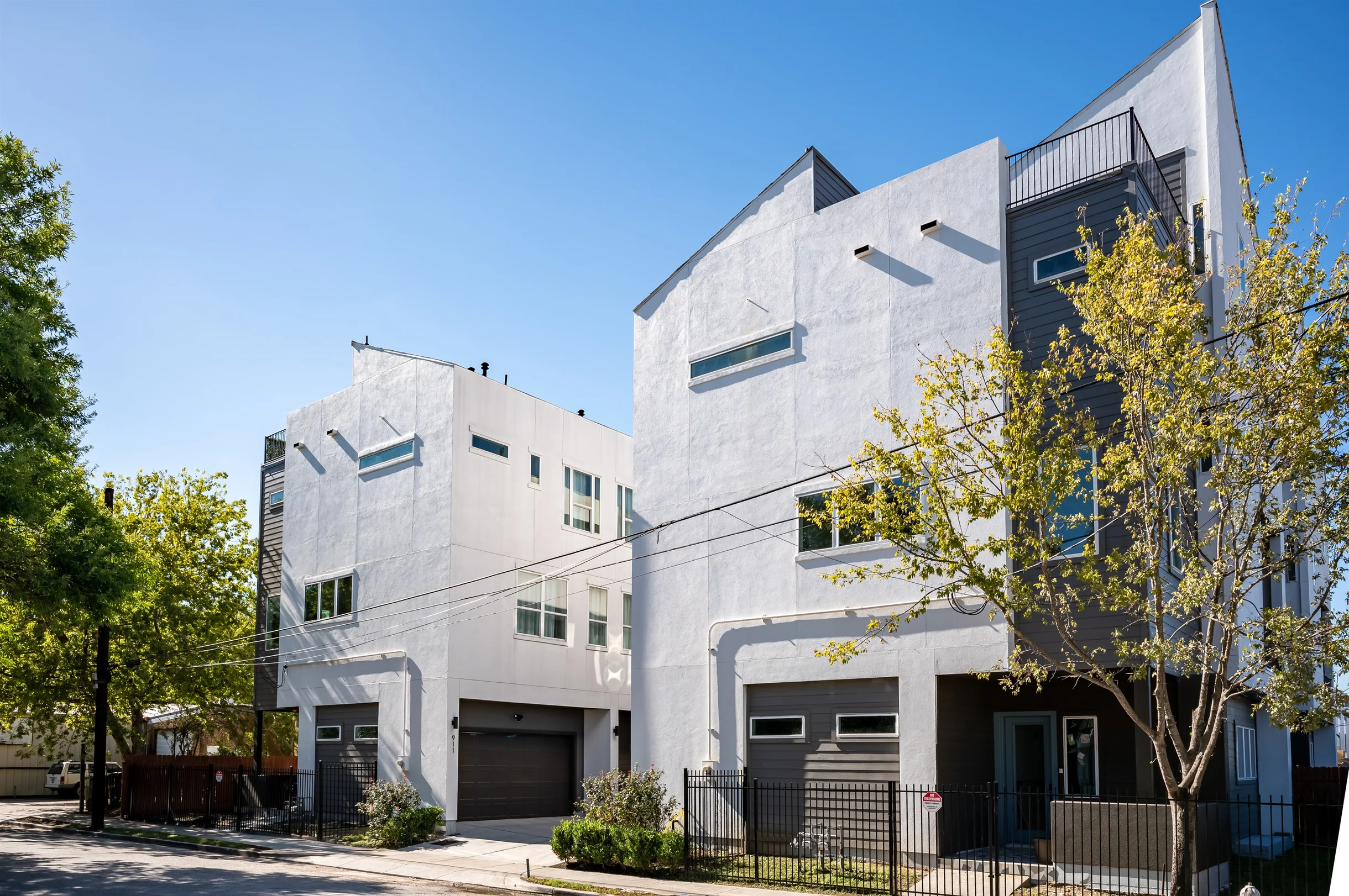 4BR Rooftop Luxury | Pet-Friendly | Garage | HTX #40